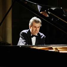 Nghệ sĩ piano Michel Bourdoncle trở lại Việt Nam
